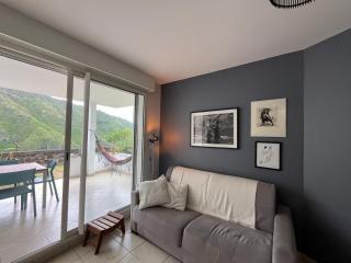 Calme absolu! T2 avec jardin et vue mer et montagne - 0