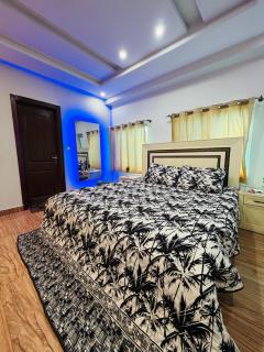 Comfort Stay Hub - 1