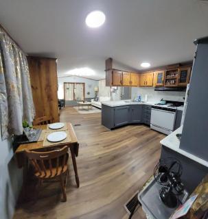 2 min to Chiefs camp 58 min from Arrowhead - 8