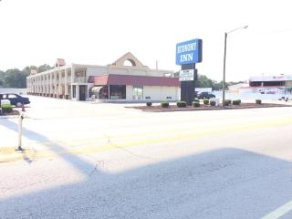 Economy Inn Dillon - 9