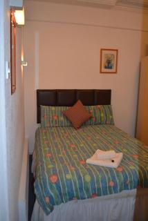 Holiday Plus - 50 Palatine Road - 9