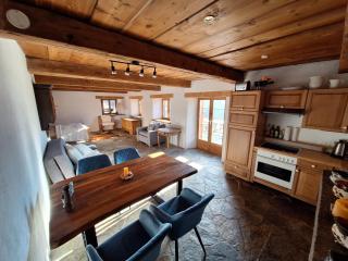 Rauft-Perfekter Rückzugsort für besondere Feierlichkeiten 2500 m2 Grundstück mitten in der Natur - Hasliberg - 3