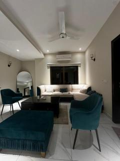 Executive 2BHK Opus CentralGulberg SelfCheckin - 2
