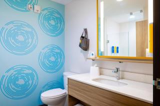 Tru By Hilton Kalamazoo - 5