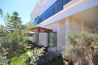 Metropolitan Art - 1