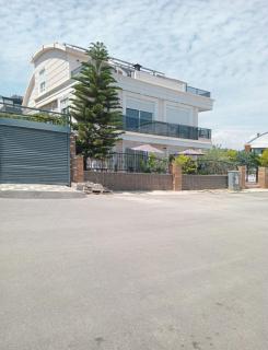 Metropolitan Art - 3