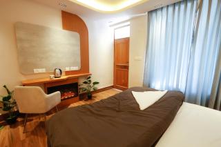 Joeys Hostel Manali - 1