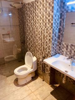 Hotel pearlinn karachi - 1