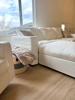 New! Modern 4BR max 12 ppl, 5 mins to everything! - 1