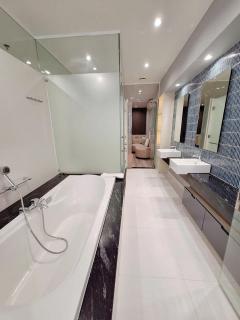Lucky Residence Suite's Apartment - 3