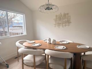 New! Modern 4BR max 12 ppl, 5 mins to everything! - 4