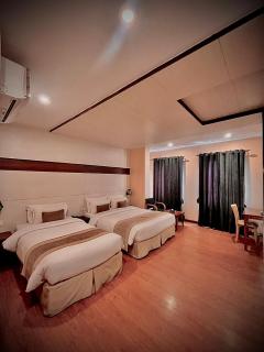 Sunshine Boutique Hotel - 9