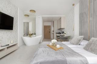 Eleganckie Apartamenty z Parkingiem w Centrum Katowic Przy Rynku by Noclegi Renters - Katowice - 3