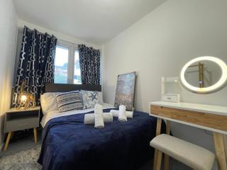 Skyway Suites Luton - 7