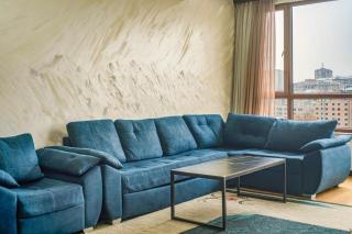 Sunny 2 Bedroom Apartment with Balcony near Opera House - 7