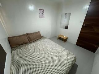 Eko's Crib Unit 5 - 9