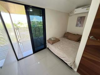 Eko's Crib Unit 5 - 3