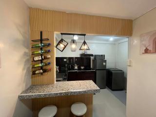 Eko's Crib Unit 5 - 1