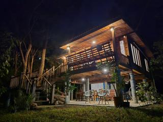 three little birds 2 bedroom บ้านไม้กลางสวน - 2