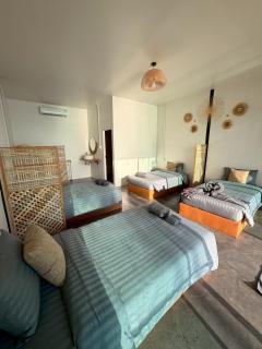 Malila Sea Breeze Hostel - 8