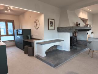 Villa Melissa with a pool in the tranquility of the hills with a view of Lake Trasimeno - 2