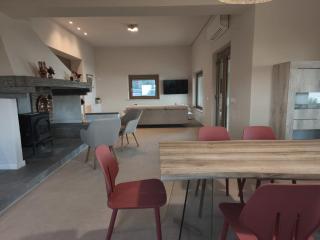 Villa Melissa with a pool in the tranquility of the hills with a view of Lake Trasimeno - 1