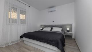 Villa Klara - Makarska by Villas Guide - 4