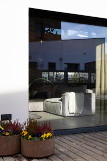 Earthen - Natural Luxury Family Retreat with Sauna and Private Garden - 1