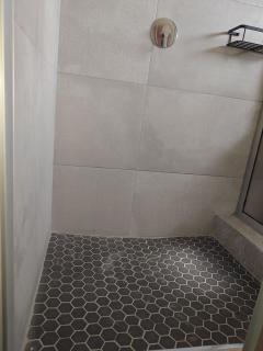 Cosy Three Bedroom Home - 3