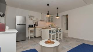 Villa Pave-Makarska by Villas Guide - 3