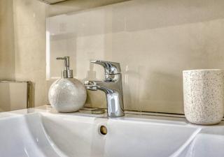 Stylish Nerina Apartment in Morningside - 3