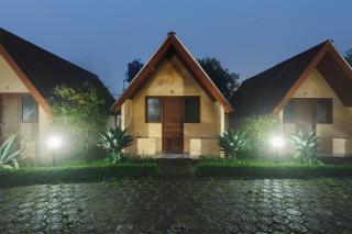 Urbanview Hotel Nerine's Glamping Village Cipanas by RedDoorz - 2