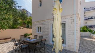 Holiday Home VIKK in Makarska by Villas Guide - 9