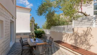 Holiday Home VIKK in Makarska by Villas Guide - 8