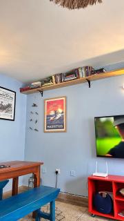 Peaceful, Artsy Home in Karen, Nairobi - 6