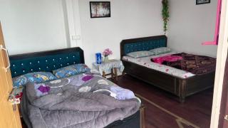 Mountain Escapes - 1