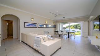 Seabreeze Retreat, Santorini, Ballito - Ballito - 4