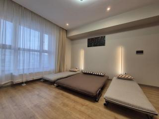 Spacious Central 2BR for 10 Guests and near essentials - 1