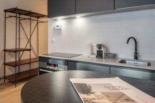Your Stylish 1-Bedroom Apartment Retreat With Parking - 4