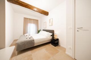 Albana Central Apartment, Bologna City Center - 1