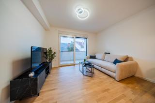Flex SelfCheckIns 198 - Zagreb - Bedroom - Parking - Loggia - 7