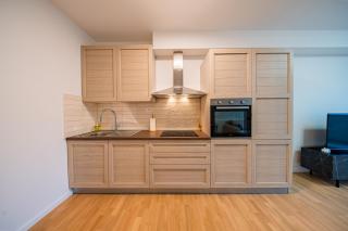 Flex SelfCheckIns 198 - Zagreb - Bedroom - Parking - Loggia - 8