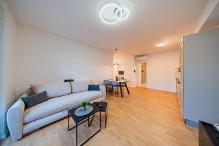 Flex SelfCheckIns 198 - Zagreb - Bedroom - Parking - Loggia - 2