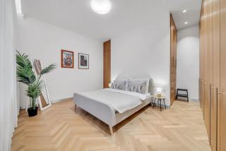 Spacious Stylish Apartment in City Centre - 2