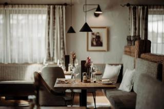 Hotel loj - our kind of place - 8