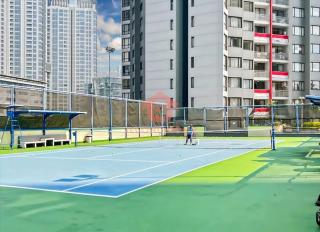 Strategic Rasuna 3BR Apt Fits 12 Pool & Wi-Fi - 8