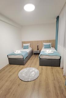 Карина - къща за гости - 9