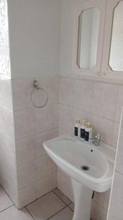 Ground flr 3bed apartment private garden - 1