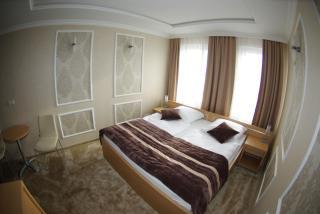 Hotel Pod Złotą Koroną - Opole - 8