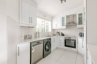 Cosy 2bed in heart of Sandton - 2